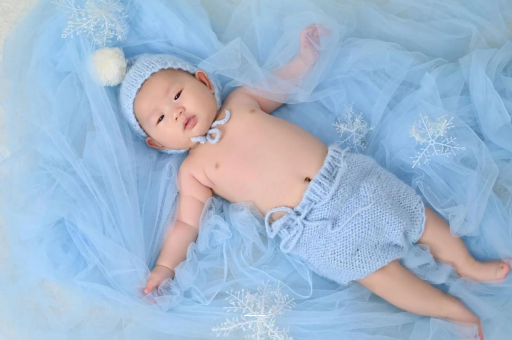 山西宝宝要不要穿袜子